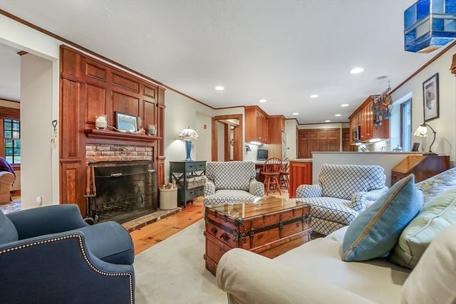 188 South St, Berlin, MA 01503