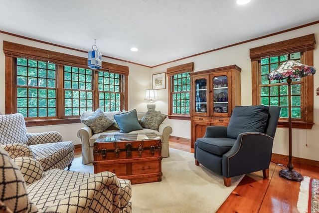 188 South St, Berlin, MA 01503