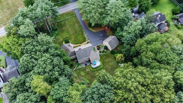 188 South St, Berlin, MA 01503