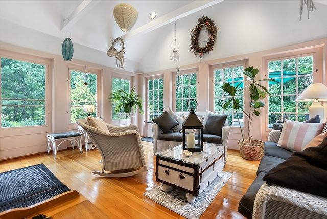 188 South St, Berlin, MA 01503