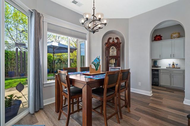 784 Morningside Dr, Folsom, CA 95630