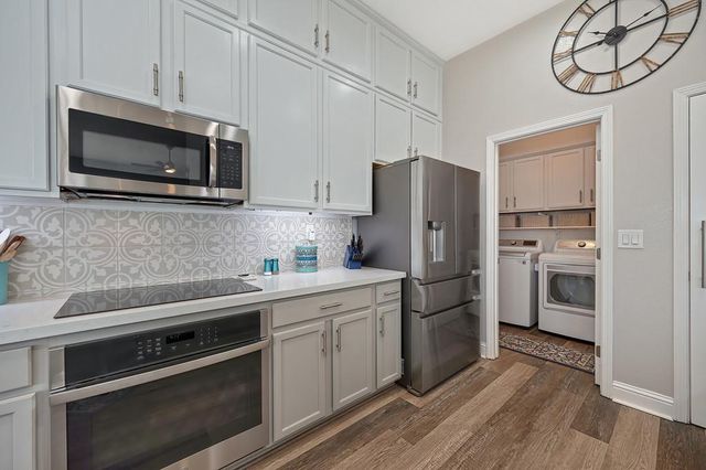 784 Morningside Dr, Folsom, CA 95630