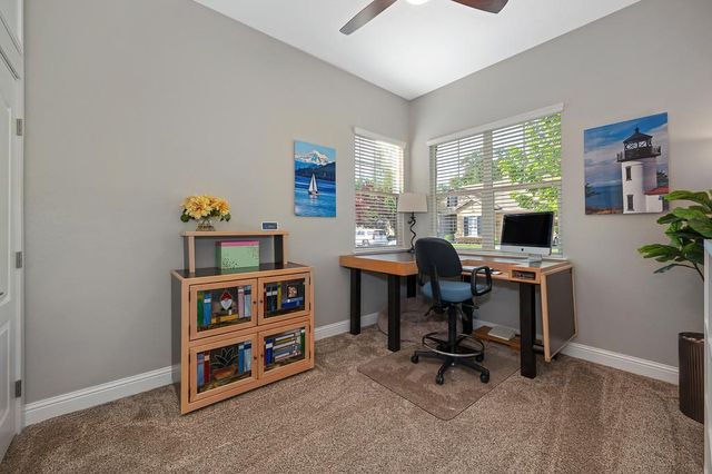 784 Morningside Dr, Folsom, CA 95630