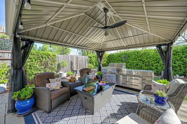 784 Morningside Dr, Folsom, CA 95630