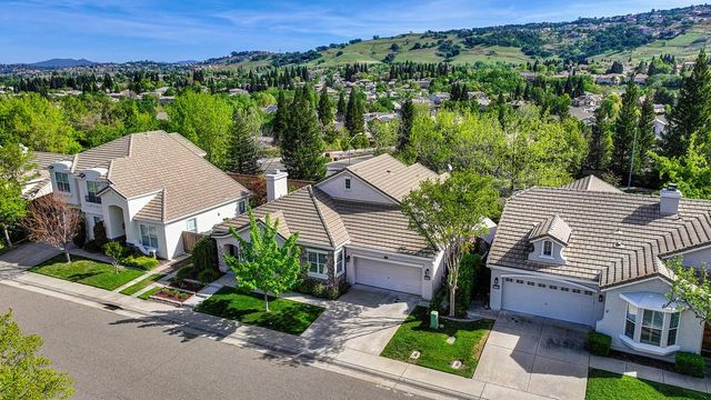 784 Morningside Dr, Folsom, CA 95630