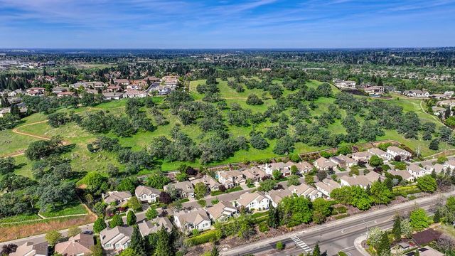 784 Morningside Dr, Folsom, CA 95630