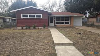 3401 Redwood Drive, Victoria, TX 77901