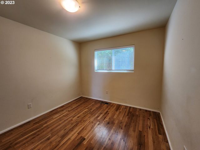 654 MADRONA Ave, Port Orford, OR 97465