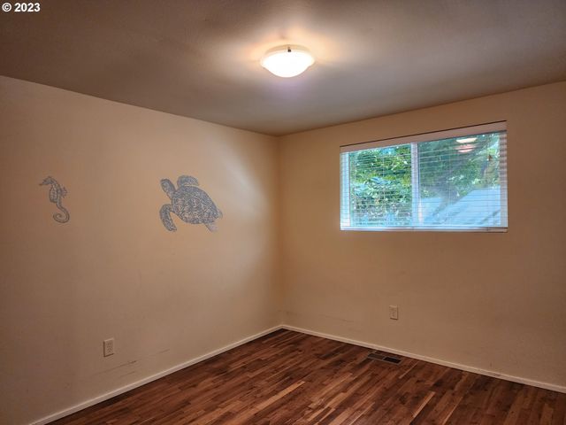 654 MADRONA Ave, Port Orford, OR 97465