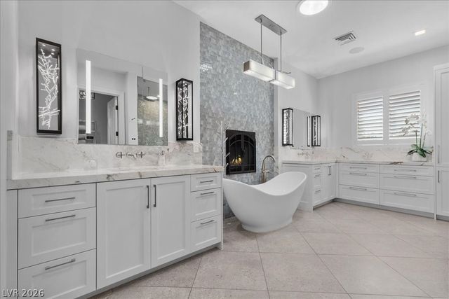 8455 Stange Avenue, Las Vegas, NV 89129