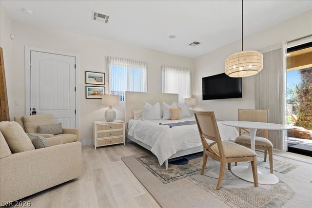 8455 Stange Avenue, Las Vegas, NV 89129