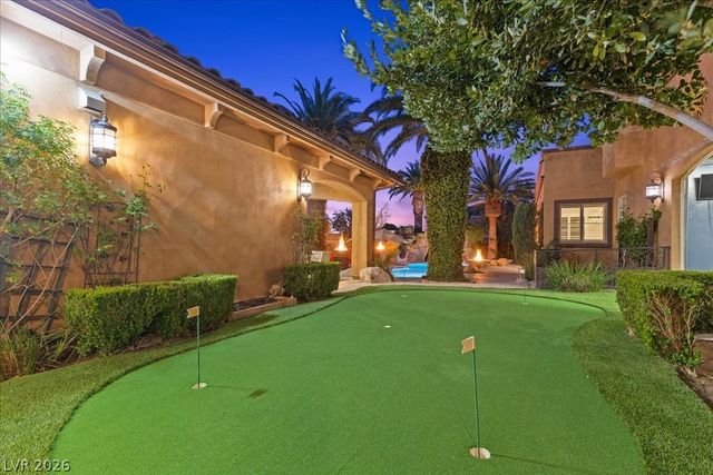 8455 Stange Avenue, Las Vegas, NV 89129