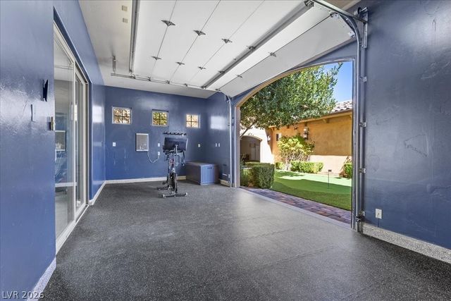 8455 Stange Avenue, Las Vegas, NV 89129