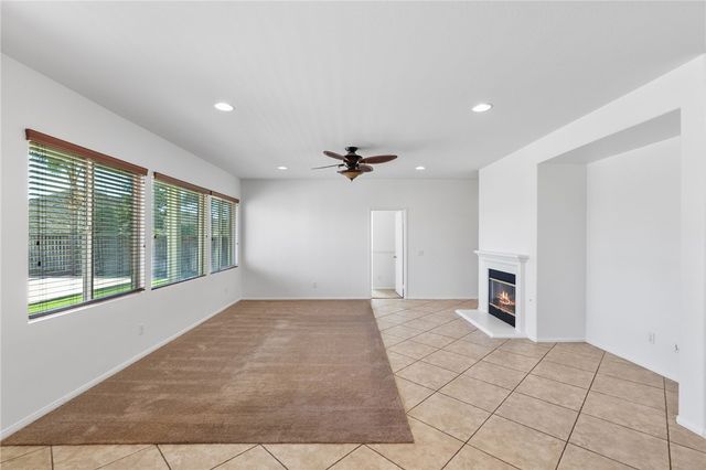 27876 Post Oak, Murrieta, CA 92562