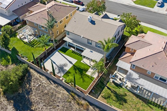 27876 Post Oak, Murrieta, CA 92562