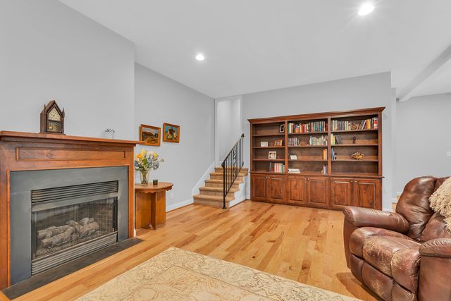 215 S Carleila Lake Way, Spartanburg, SC 29307