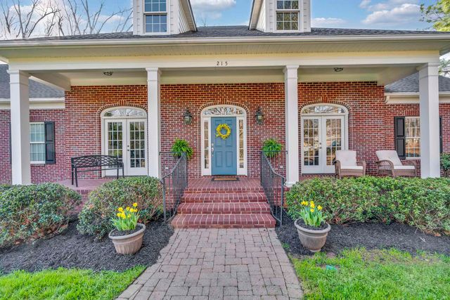 215 S Carleila Lake Way, Spartanburg, SC 29307