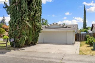 6322 Madison AVE, Carmichael, CA 95608