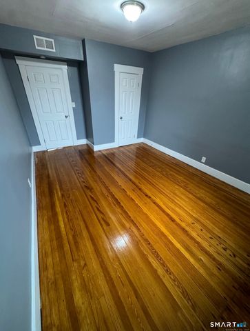 11 Columbia Street 2nd floor, Ansonia, CT 06401