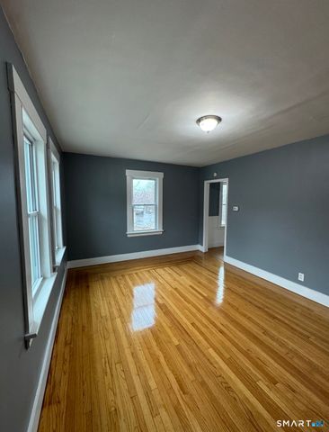 11 Columbia Street 2nd floor, Ansonia, CT 06401