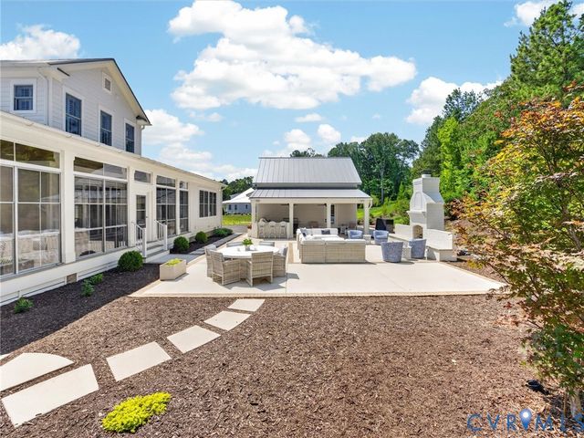 12417 Bluffton Ridge Ct, Goochland, VA 23238