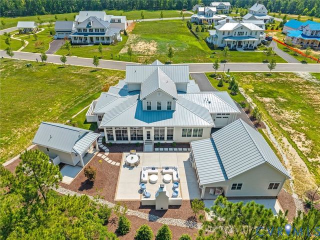 12417 Bluffton Ridge Ct, Goochland, VA 23238