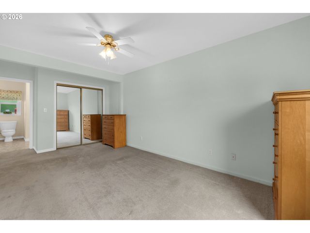 97 DRESDEN St, Astoria, OR 97103