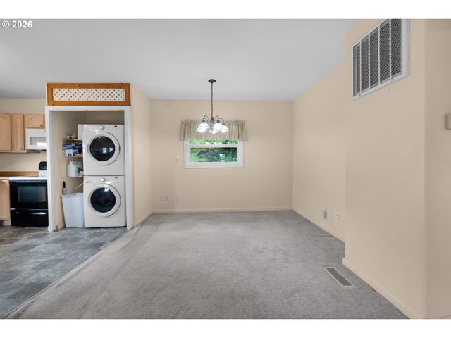97 DRESDEN St, Astoria, OR 97103