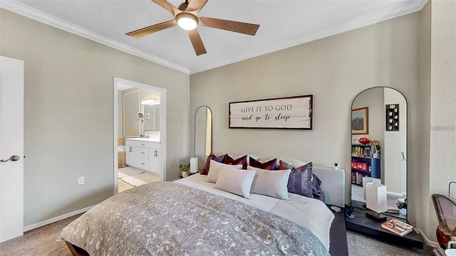 2773 VIA CIPRIANI 1330B, Clearwater, FL 33764