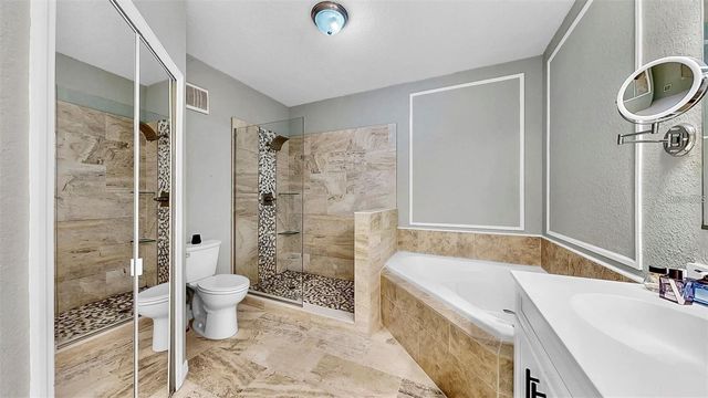 2773 VIA CIPRIANI 1330B, Clearwater, FL 33764