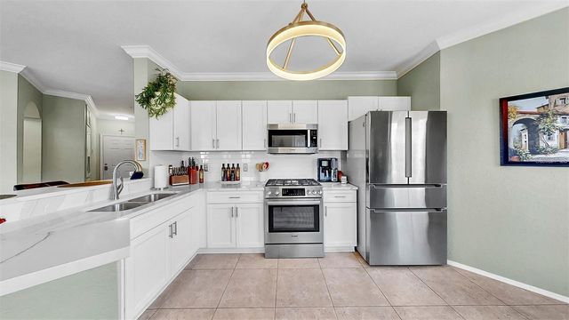 2773 VIA CIPRIANI 1330B, Clearwater, FL 33764
