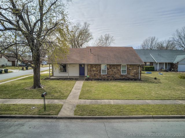 12022 E 85th Street N, Owasso, OK 74055