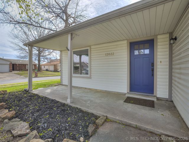 12022 E 85th Street N, Owasso, OK 74055