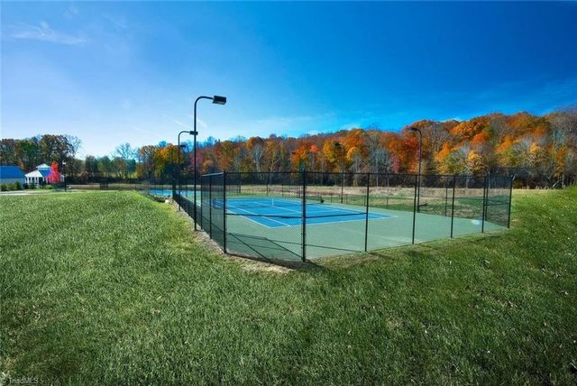 4336 Penns Meadow Lane, Winston-salem, NC 27106