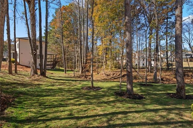 752 Crystal Bay Road, Villa Rica, GA 30180