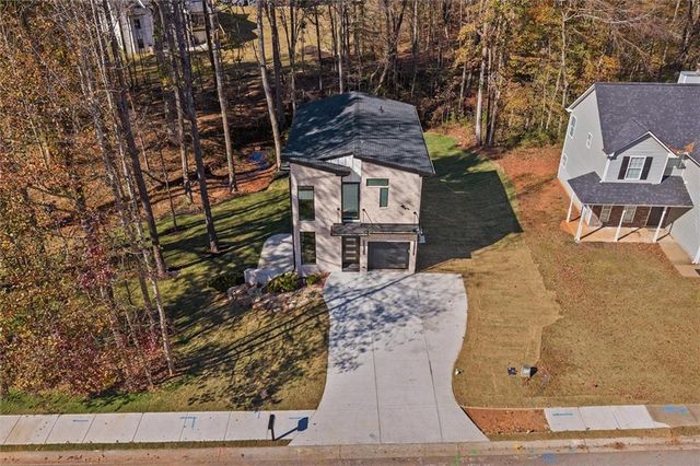 752 Crystal Bay Road, Villa Rica, GA 30180