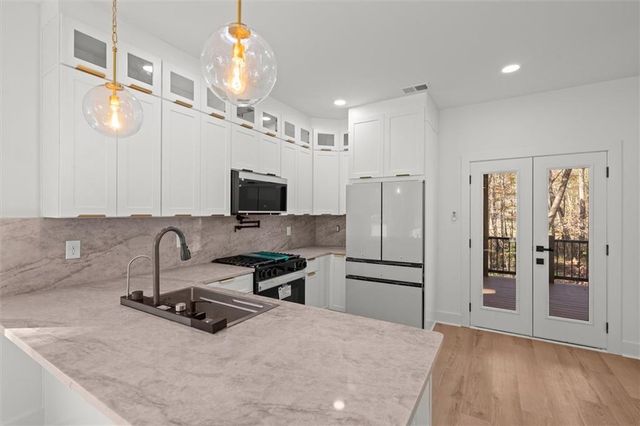 752 Crystal Bay Road, Villa Rica, GA 30180