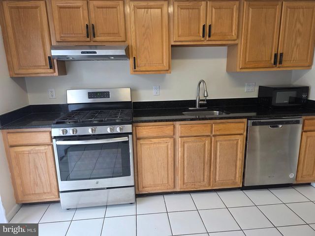2608 STOKES RD, Mount Laurel, NJ 08054