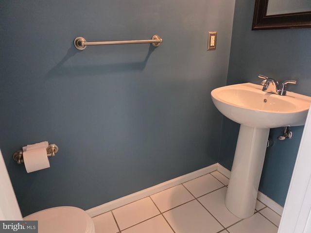 2608 STOKES RD, Mount Laurel, NJ 08054