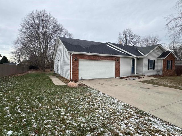2011 S Haverhill Drive, Yorktown, IN 47396