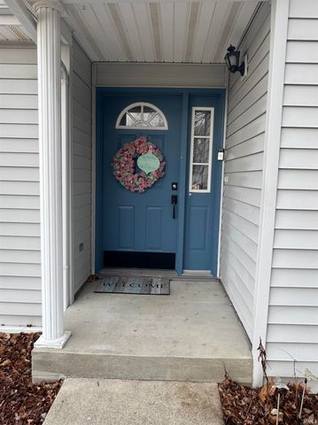 2011 S Haverhill Drive, Yorktown, IN 47396