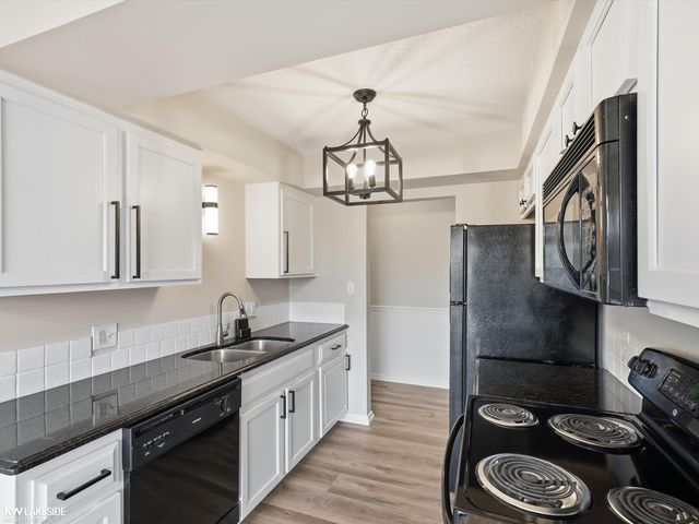 8120 24 Mile Road 1, Shelby Twp, MI 48316