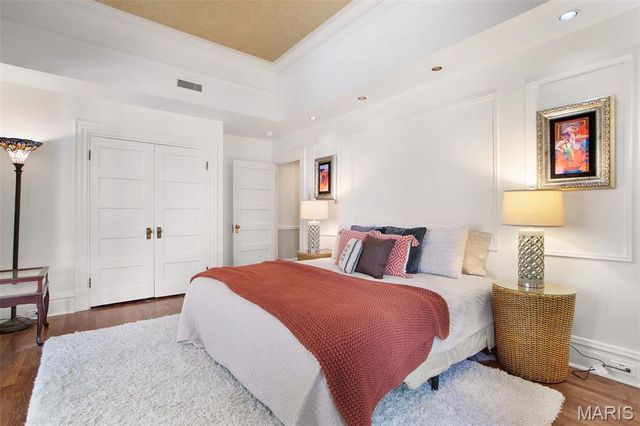 4 N Kingshighway Boulevard 4D, St Louis, MO 63108