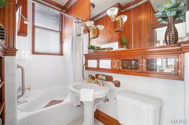 4 N Kingshighway Boulevard 4D, St Louis, MO 63108