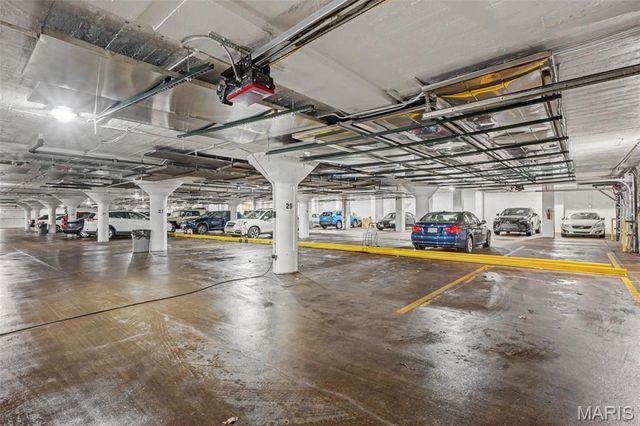 4 N Kingshighway Boulevard 4D, St Louis, MO 63108