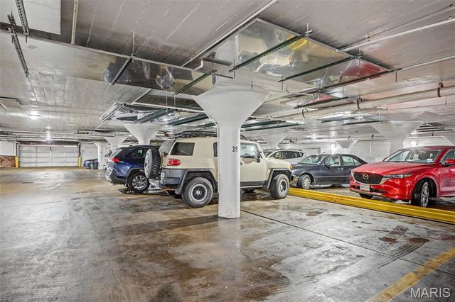 4 N Kingshighway Boulevard 4D, St Louis, MO 63108