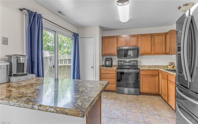 5384 Glenville CIR, Virginia Beach, VA 23464
