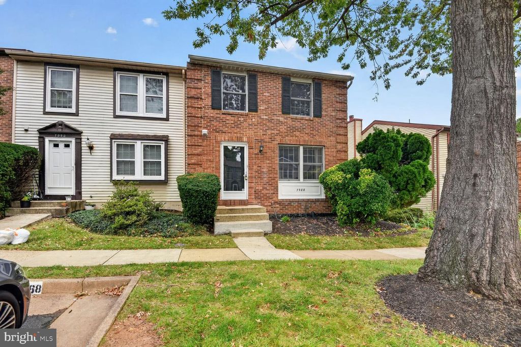 7988 TYSON OAKS CIR, Vienna, VA 22182