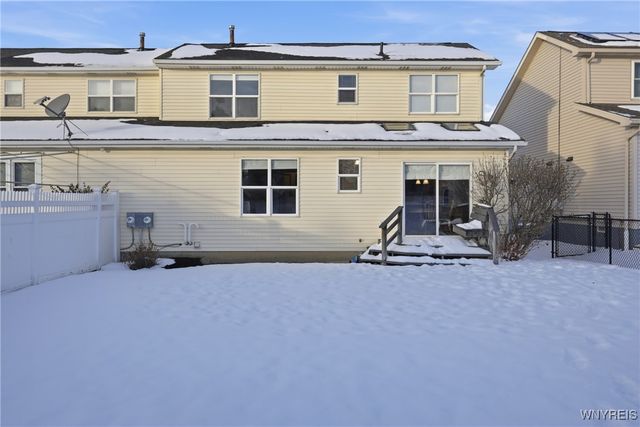 93 Carla Lane, West Seneca, NY 14224