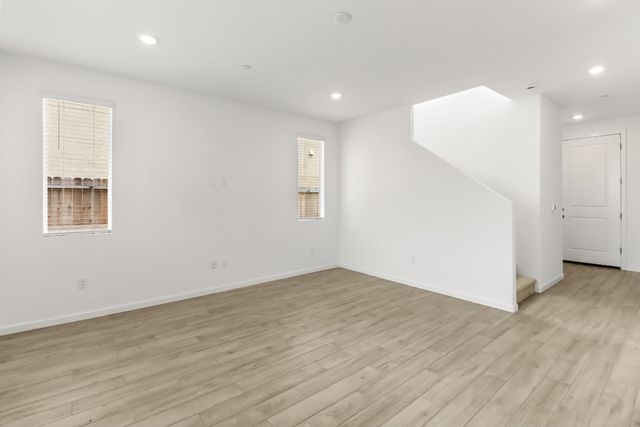 8823 Spencerport Dr, Sacramento, CA 95829